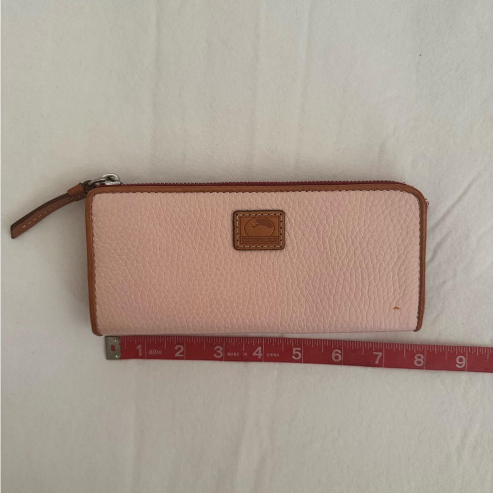 Authentic Dooney & Bourke Zipper Wallet